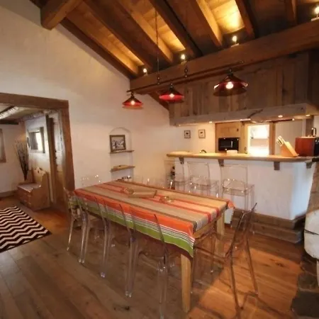 Apartment Mouanda *